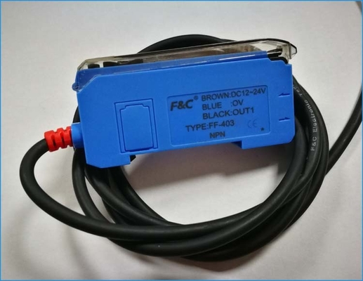 Sensori a fibra ottica a un pulsante 24VDC Impostazione dell&amp;#39;amplificatore in fibra NPN NO NC